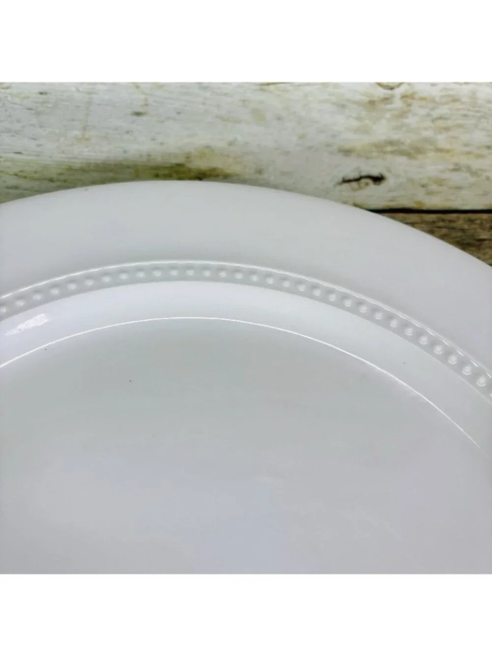 Threshold Target BEADED WHITE Embossed Beaded Band Procelain Dinner Plates Set 2